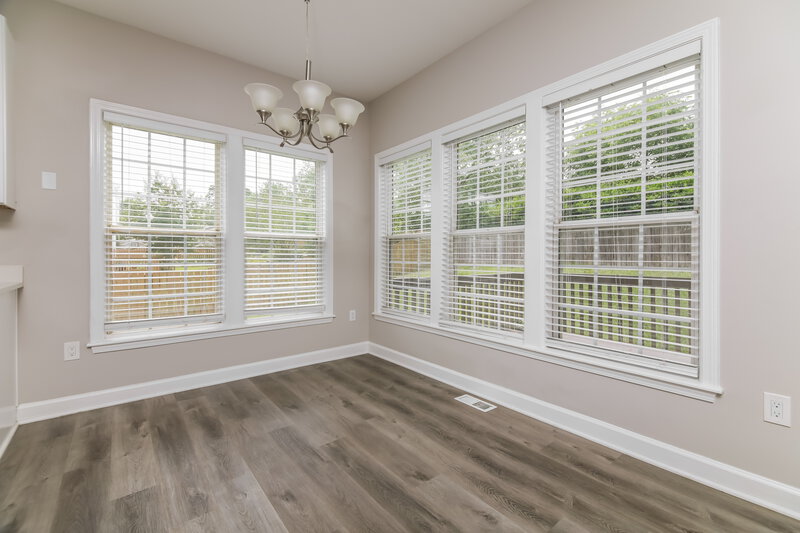 2,160/Mo, 4321 Major Loring Way Raleigh, NC 27616 Dining Room View