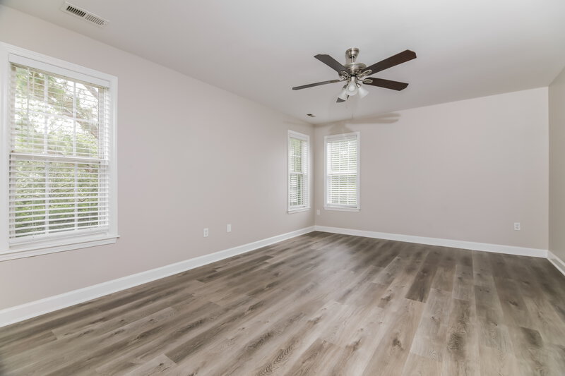 2,160/Mo, 4321 Major Loring Way Raleigh, NC 27616 Main Bedroom View 2