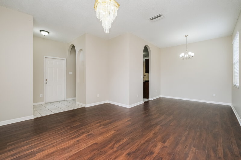 2,980/Mo, 18003 Misty Blue Ln Tampa, FL 33647 Living Room View