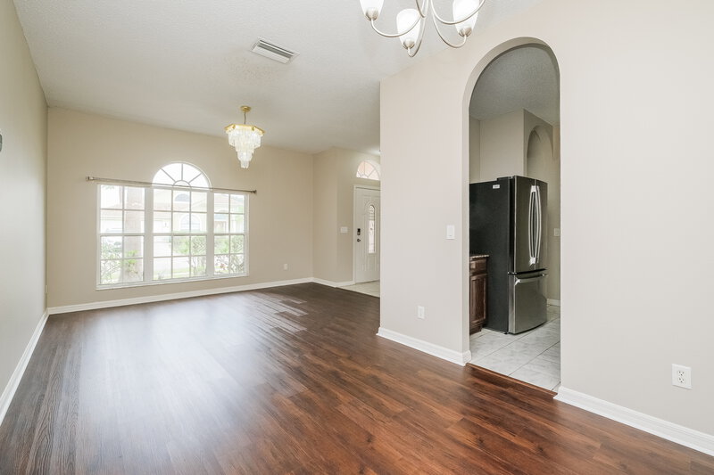 2,980/Mo, 18003 Misty Blue Ln Tampa, FL 33647 Living Room View 3