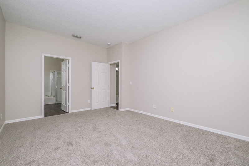 2,980/Mo, 18003 Misty Blue Ln Tampa, FL 33647 Main Bedroom View