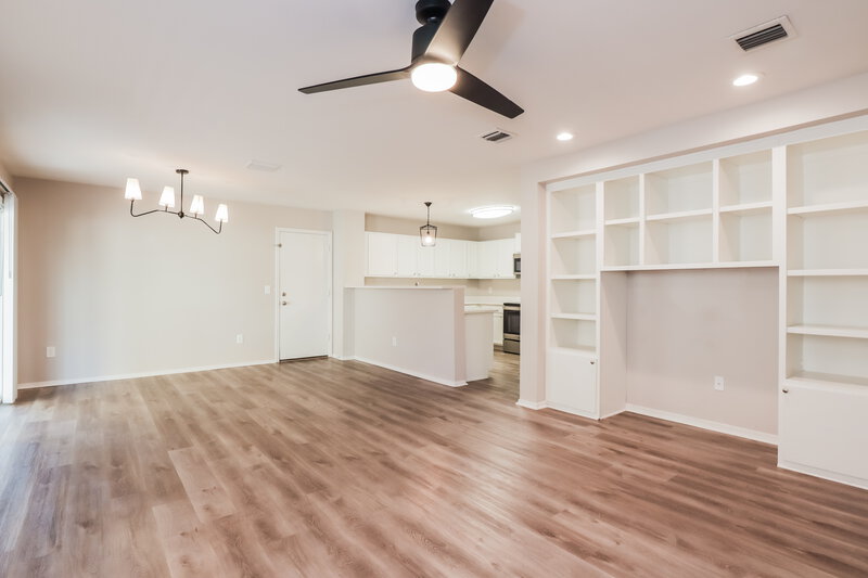 2,325/Mo, 2755 N Saramano Ln Tucson, AZ 85712 Living Room View 2