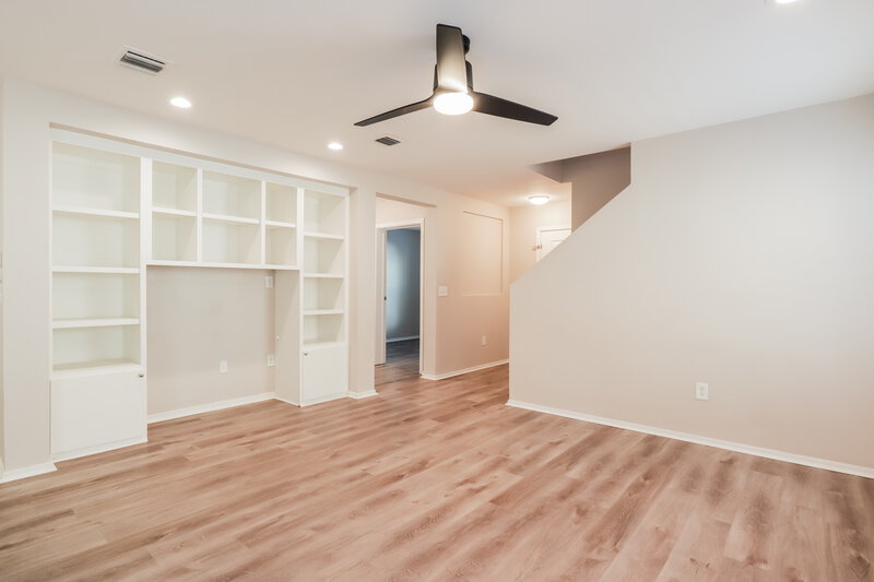 2,325/Mo, 2755 N Saramano Ln Tucson, AZ 85712 Living Room View 3