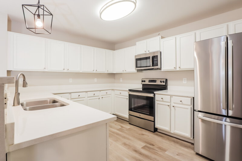 2,325/Mo, 2755 N Saramano Ln Tucson, AZ 85712 Kitchen View