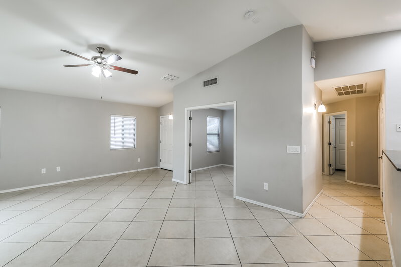 1,940/Mo, 7269 S Avenida de la Palmar Tucson, AZ 85746 Living Room View