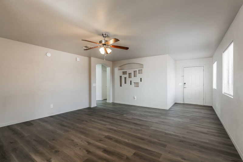 1,955/Mo, 6111 N Samantha Grove Dr Tucson, AZ 85741 Living Room View 2