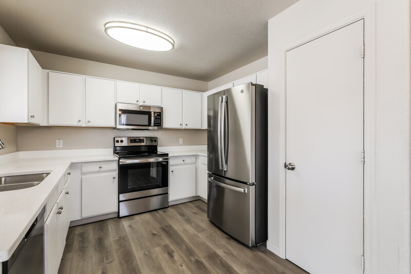 1,955/Mo, 6111 N Samantha Grove Dr Tucson, AZ 85741 Kitchen View 2