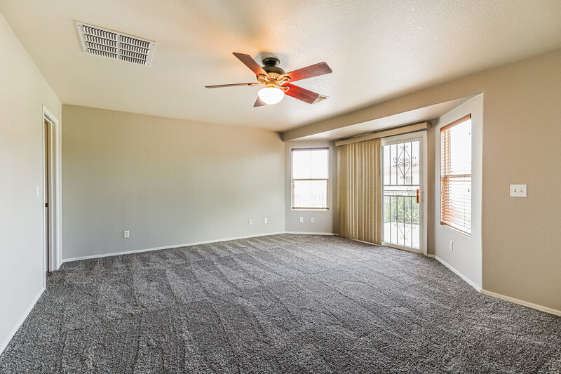 2,810/Mo, 8527 E Via Cortina de Madera Tucson, AZ 85747 Main Bedroom View