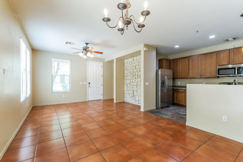 1,815/Mo, 293 W Paseo Celestial Sahuarita, AZ 85629 Dining Room View