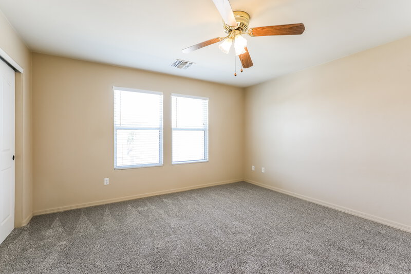 1,815/Mo, 293 W Paseo Celestial Sahuarita, AZ 85629 Main Bedroom View