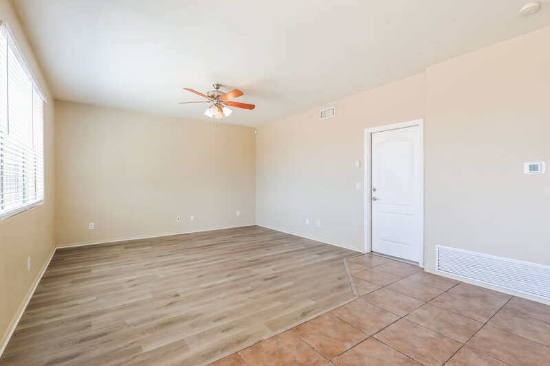 2,285/Mo, 5562 S Lemon Tree Dr Tucson, AZ 85757 Living Room View