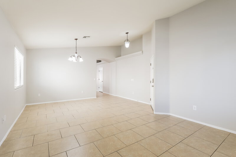 1,815/Mo, 299 W Calle Patio Lindo Sahuarita, AZ 85629 Family Room View