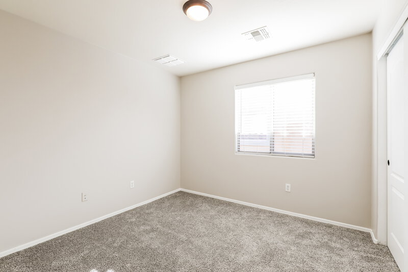 1,815/Mo, 299 W Calle Patio Lindo Sahuarita, AZ 85629 Bedroom View 2