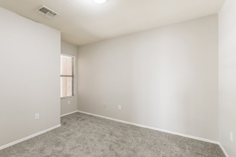 1,815/Mo, 299 W Calle Patio Lindo Sahuarita, AZ 85629 Bedroom View 3