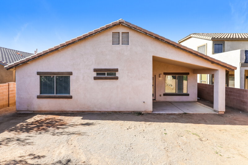 1,815/Mo, 299 W Calle Patio Lindo Sahuarita, AZ 85629 Rear View